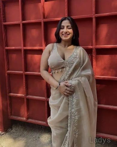 female Call Girls in Ghaziabad